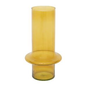 Y Yellow vase
