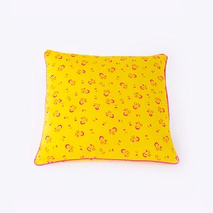 Square Cushion 3 Buttons Illska Yellow